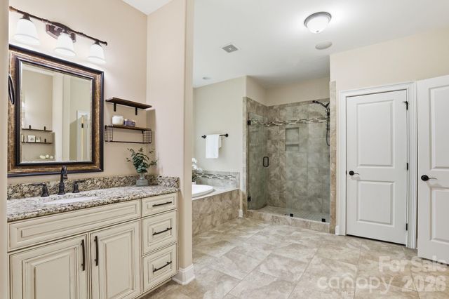 7362 Bay Cove Court, Denver, NC 28037
