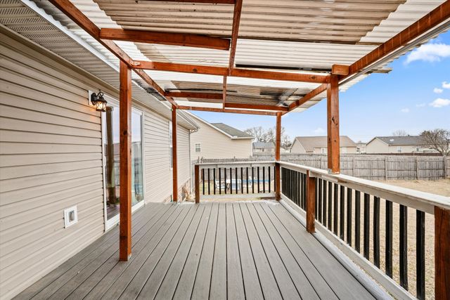 1367 Piercy Ct, Lebanon, TN 37087