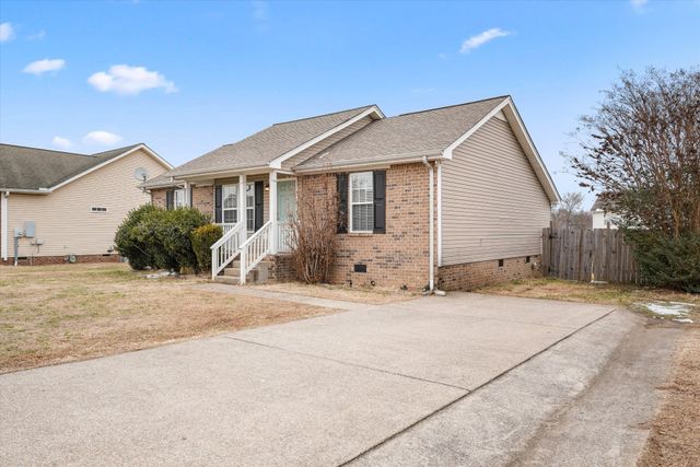 1367 Piercy Ct, Lebanon, TN 37087