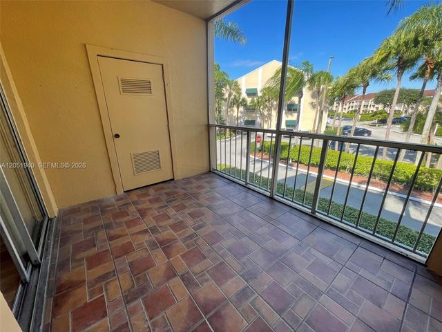 15290 SW 106th Ln 317, Miami, FL 33196