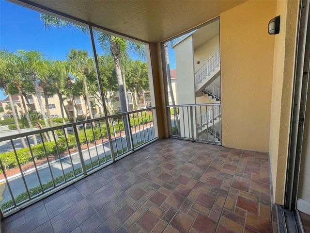 15290 SW 106th Ln 317, Miami, FL 33196