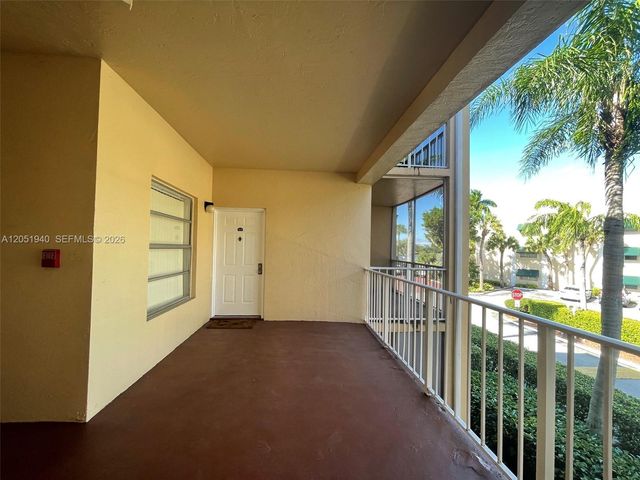15290 SW 106th Ln 317, Miami, FL 33196