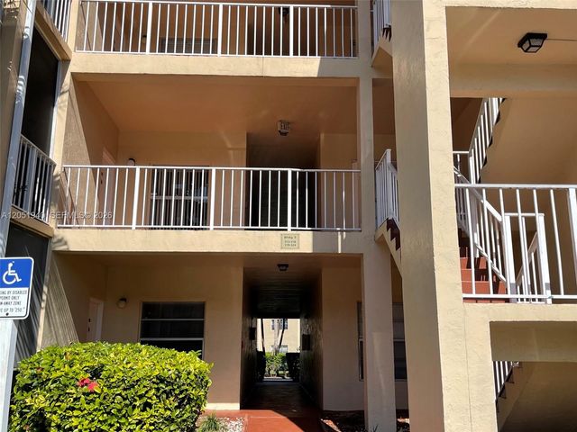 15290 SW 106th Ln 317, Miami, FL 33196