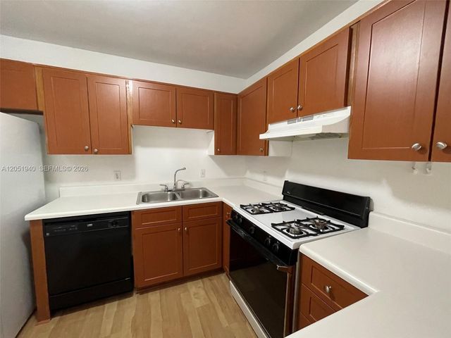 15290 SW 106th Ln 317, Miami, FL 33196