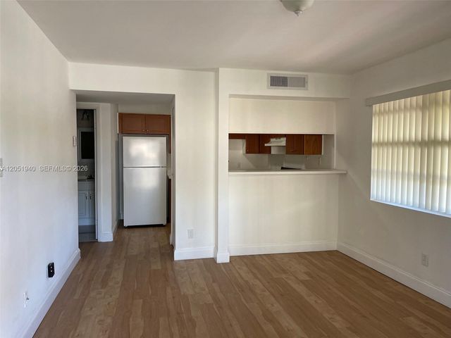 15290 SW 106th Ln 317, Miami, FL 33196