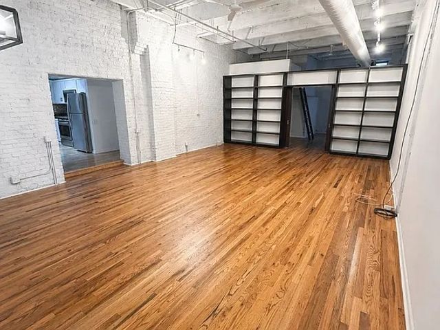 312 N May Street 4H, Chicago, IL 60607
