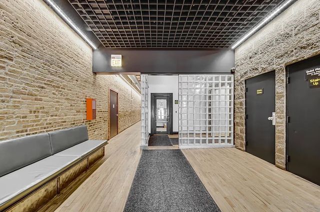 312 N May Street 4H, Chicago, IL 60607