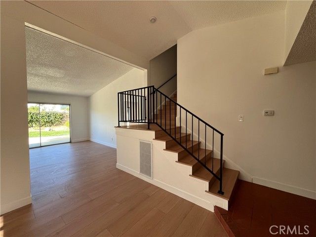 1847 Hilliard, Simi Valley, CA 93063