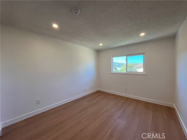 1847 Hilliard, Simi Valley, CA 93063