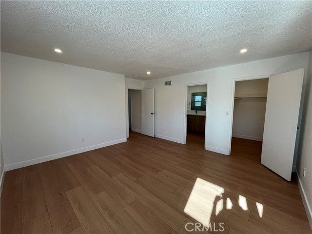 1847 Hilliard, Simi Valley, CA 93063