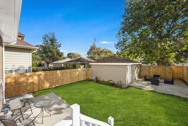 7733 S Luella Avenue, Chicago, IL 60649