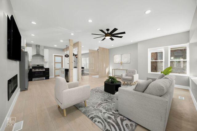 7733 S Luella Avenue, Chicago, IL 60649