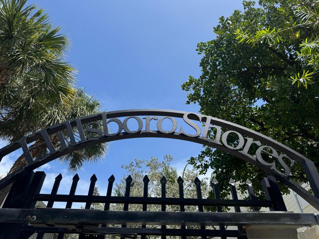 3405 Dover Road, Pompano Beach, FL 33062