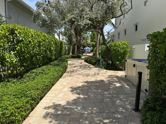 3405 Dover Road, Pompano Beach, FL 33062