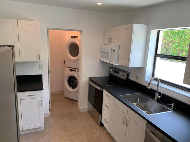 3405 Dover Road, Pompano Beach, FL 33062