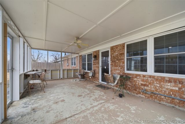 407 W Tobago Drive, Sand Springs, OK 74063