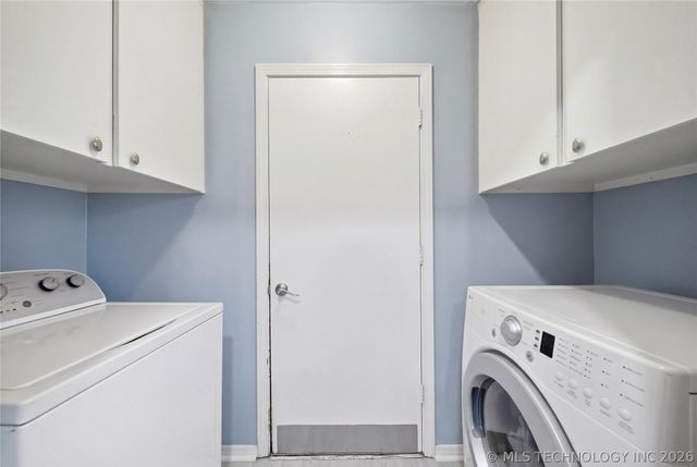 407 W Tobago Drive, Sand Springs, OK 74063