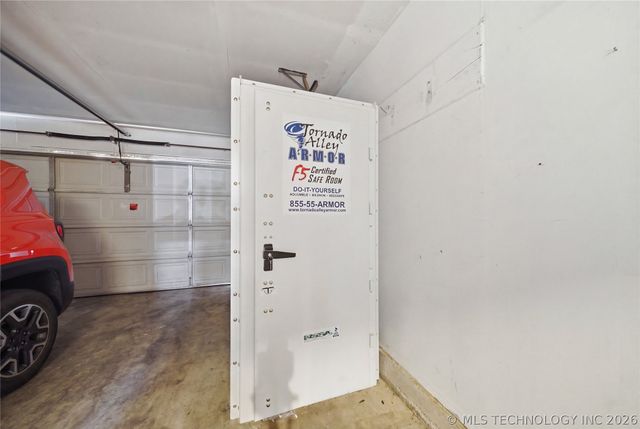 407 W Tobago Drive, Sand Springs, OK 74063