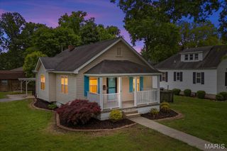 216 Jackson Street, Mascoutah, IL 62258