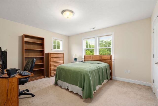 3 Mcgill Ct, Hopkinton, MA 01748