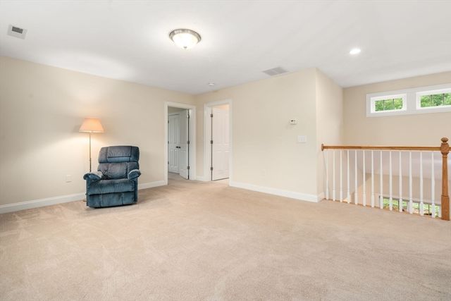 3 Mcgill Ct, Hopkinton, MA 01748