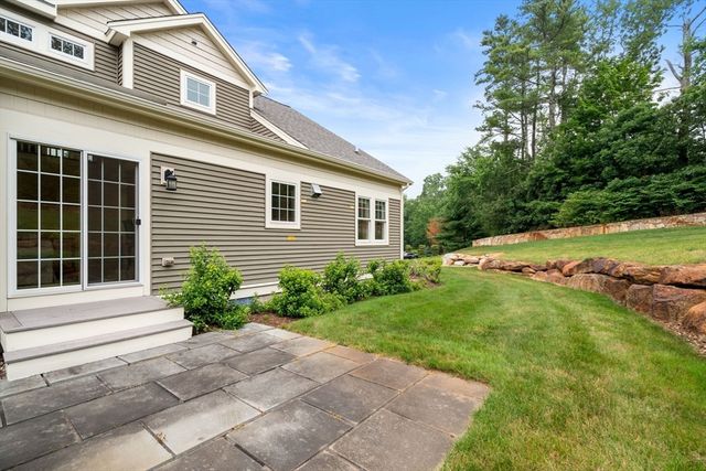 3 Mcgill Ct, Hopkinton, MA 01748