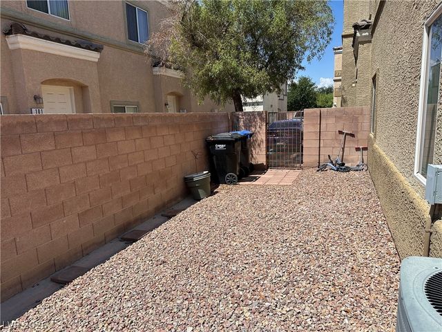 6320 Rolling Rose Street 102, North Las Vegas, NV 89081