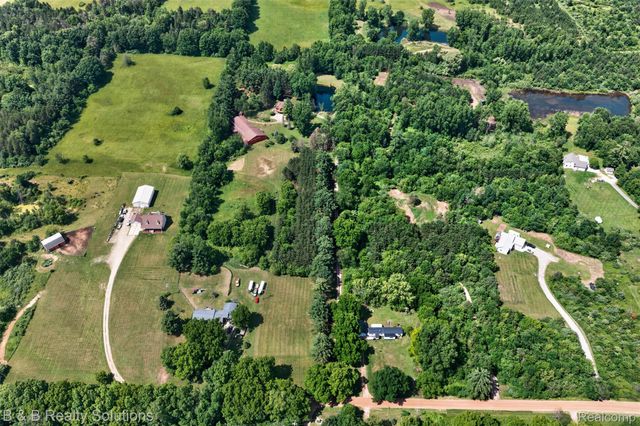 5544 Piersonville Road, Marathon Township, MI 48421