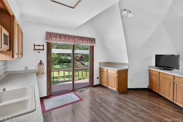 5544 Piersonville Road, Marathon Township, MI 48421