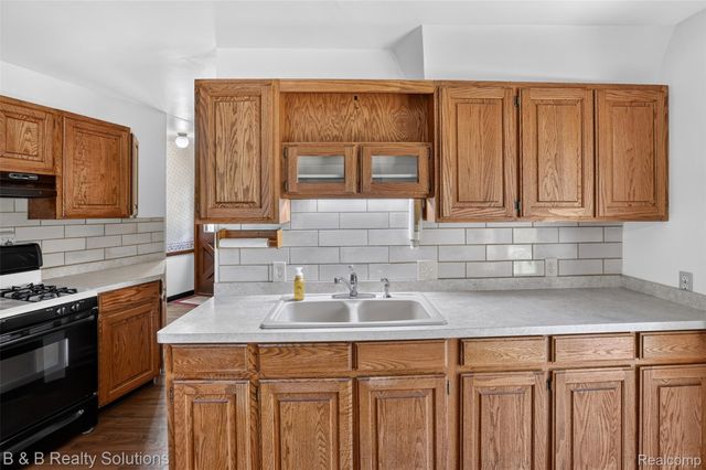 5544 Piersonville Road, Marathon Township, MI 48421