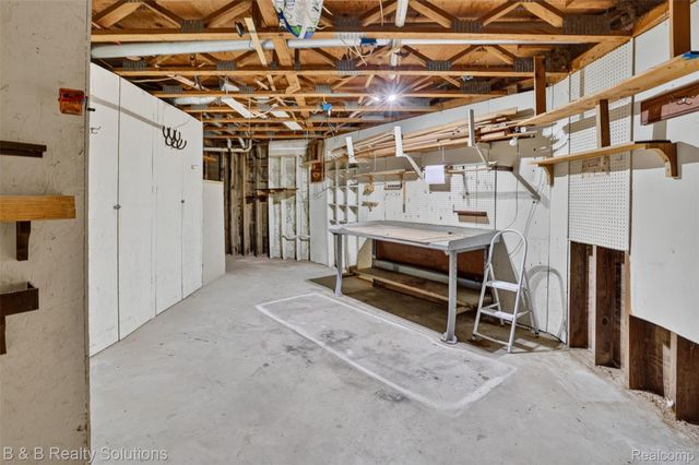 5544 Piersonville Road, Marathon Township, MI 48421