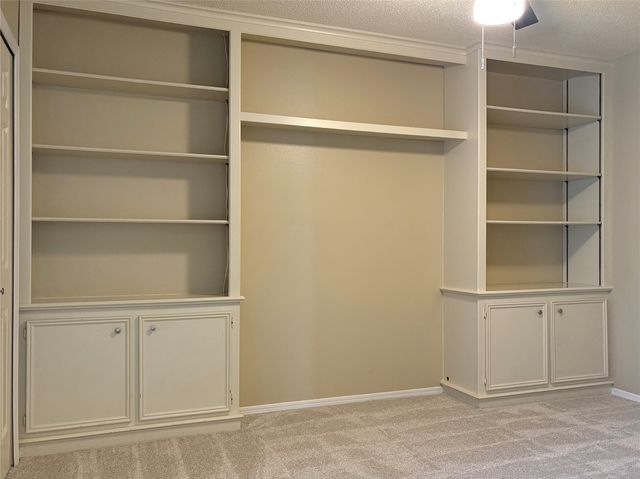 500 Button Willow Court, Irving, TX 75063