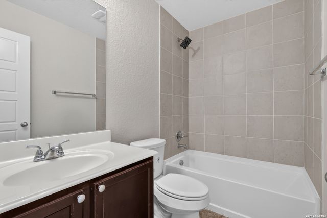 8726 ATWATER CRK, San Antonio, TX 78245