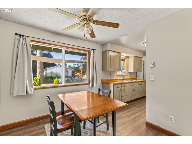 11303 Ne 99TH St, Vancouver, WA 98662