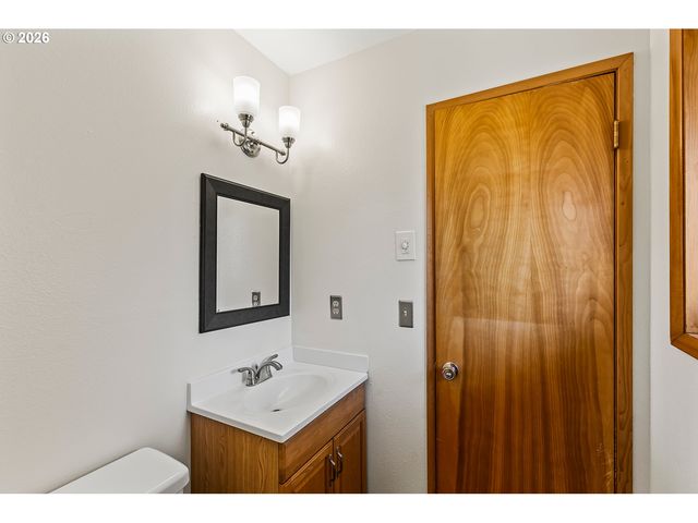 11303 Ne 99TH St, Vancouver, WA 98662