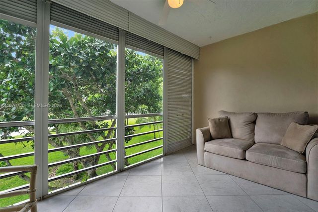 3010 N Course Dr 310, Pompano Beach, FL 33069