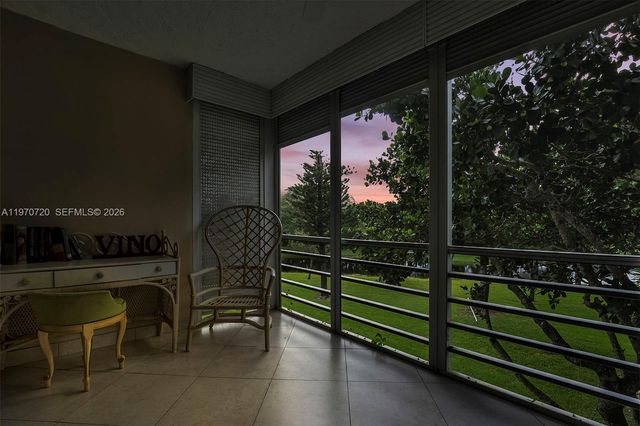 3010 N Course Dr 310, Pompano Beach, FL 33069