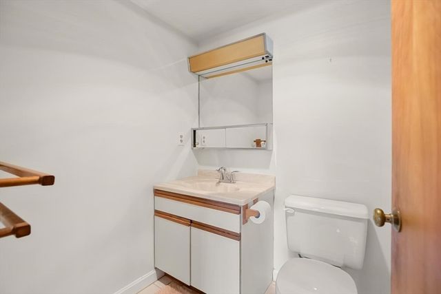 100 High St 206, Medford, MA 02155