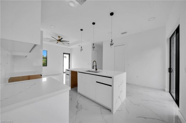 1800 Hibiscus AVE, Lehigh Acres, FL 33972