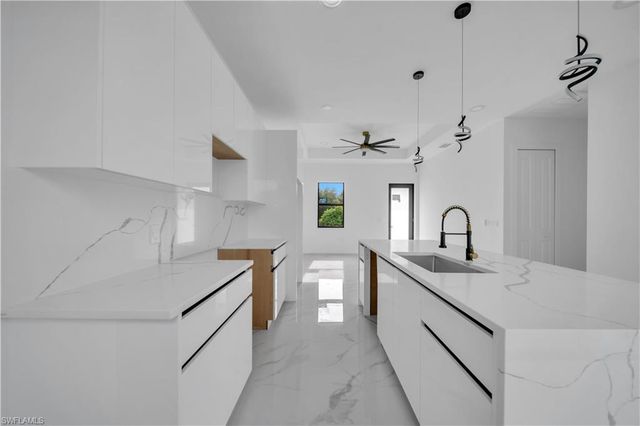 1800 Hibiscus AVE, Lehigh Acres, FL 33972