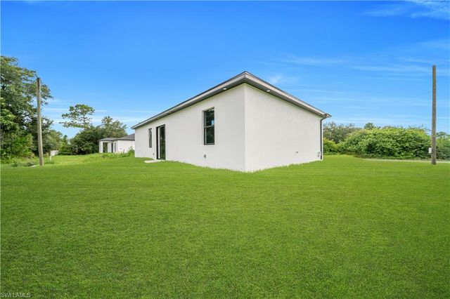 1800 Hibiscus AVE, Lehigh Acres, FL 33972