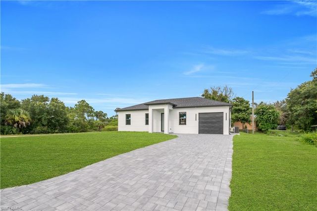 1800 Hibiscus AVE, Lehigh Acres, FL 33972