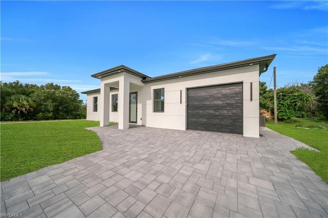 1800 Hibiscus AVE, Lehigh Acres, FL 33972