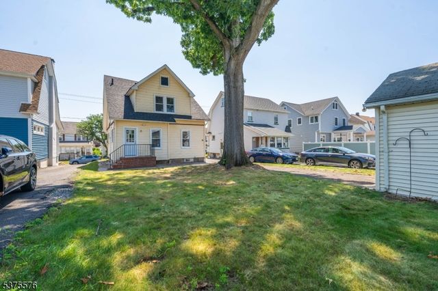 424 Verona Ave, Elizabeth City, NJ 07208