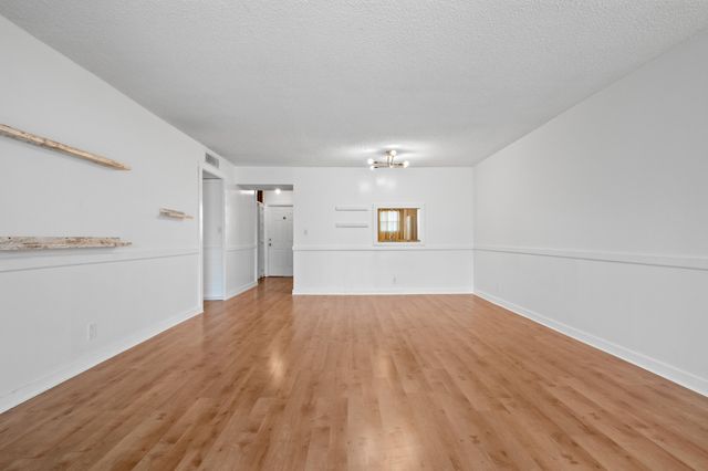 620 NE 12TH Avenue 602, Hallandale Beach, FL 33009