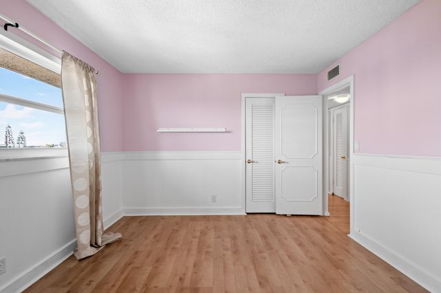 620 NE 12TH Avenue 602, Hallandale Beach, FL 33009