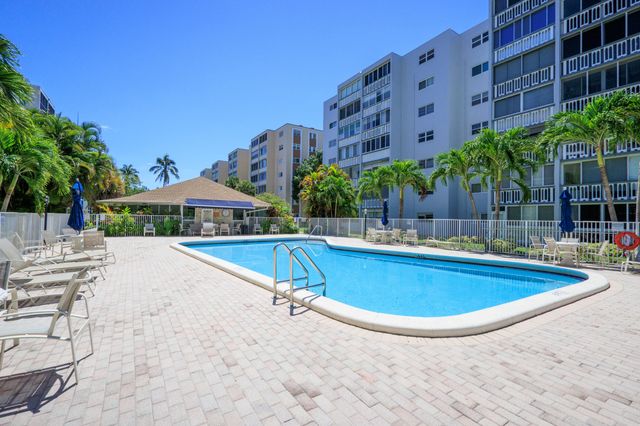 620 NE 12TH Avenue 602, Hallandale Beach, FL 33009