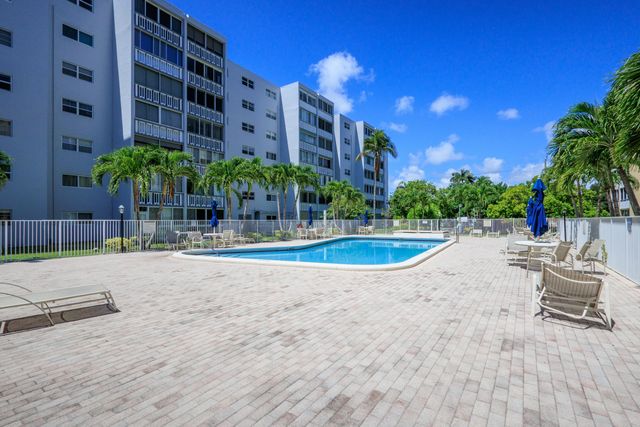 620 NE 12TH Avenue 602, Hallandale Beach, FL 33009