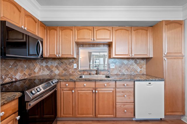 620 NE 12TH Avenue 602, Hallandale Beach, FL 33009