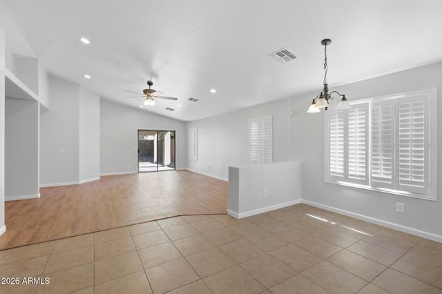 10232 W PRESTON Lane, Tolleson, AZ 85353